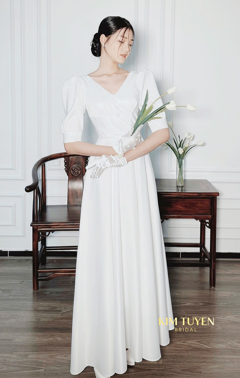 Váy cưới thiết kế theo phong cách tối giản là sự lựa chọn hoàn hảo cho cô dâu thích sự giản đơn