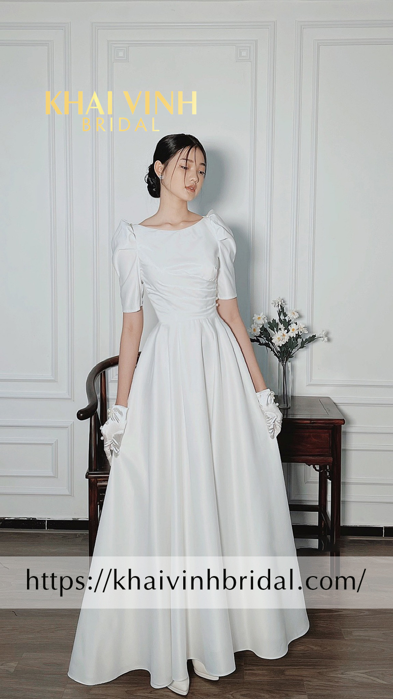Xu hướng váy cưới minimalist dành cho những cô dâu yêu thích sự tinh t... |  TikTok