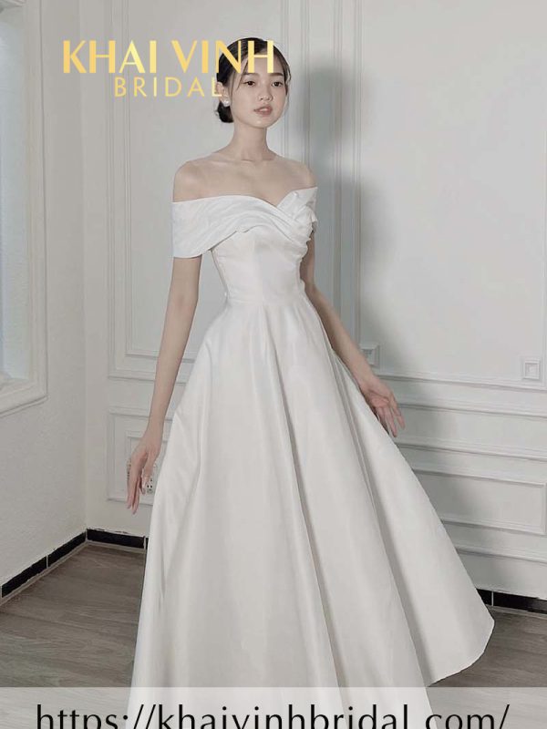Váy cưới ngắn hàn quốc trông mê tít – Tu Linh Boutique | Váy cưới ngắn,  Lela rose, Cô dâu
