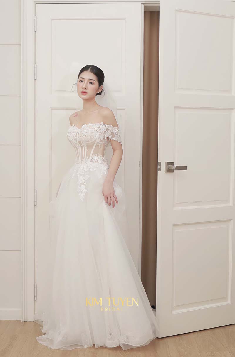 Download Korean Bridal Model Wallpaper | Wallpapers.com